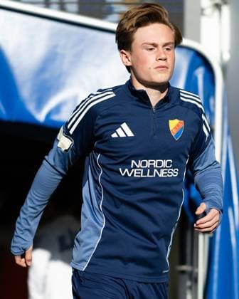 250512 Djurgardens Alexander Andersson inför fotbollsmatchen i Allsvenskan mellan IFK Göteborg och Djurgarden den 12 maj 2025 i Göteborg. Copyright: MICHAELxERICHSEN BB250512MI005