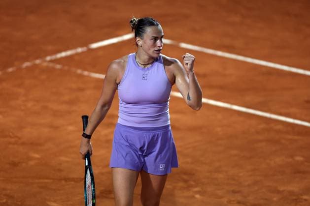 Rome, Italy, italy: Rome, Italy 05 12 2025: Sabalenka Arena BY rank 1 vs Kostyuk Marta UKR rank 27 competing during R16 of the Internazionali BNL d Italia 2025 WTA, Tennis Damen Masters 1000 women s circuit in Rome at the Foro Italico. Rome italy  - ZUMAp169 20250512_zea_p169_1006 Copyright: xmarcoxiacobuccix Tennis: WTA Master 1000 Women At The Foro Italico In Rome, Sabalenka Arena (BY) Rank 1 Vs Kostyuk Marta (UKR) Rank 27  - ZUMA0817 0817904253st Copyright: xIMAGO marcoxiacobuccix