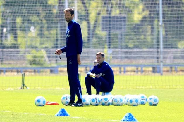 DEU, DFL, 2. FBL Hertha BSC, Training, 13.05.2025, Sportforum, Berlin, DEU, DFL, 2. FBL Hertha BSC, Training, im Bild Cheftrainer Stefan Leitl (Hertha BSC Berlin), Co-Trainer Andre Mijatovic (Hertha BSC Berlin) DFL - regulations prohibit any use of Photographs as image sequences and or quasi-video