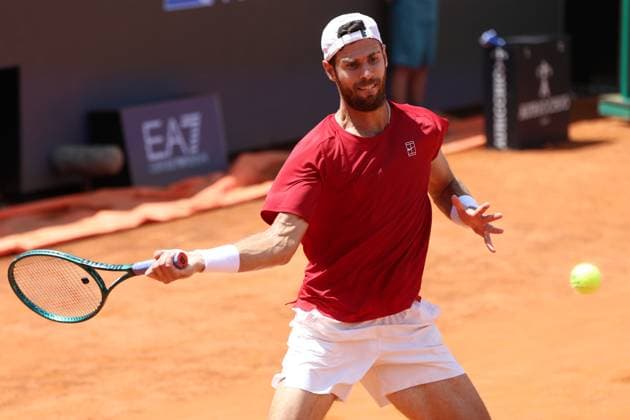 May 13, 2025, Rome, Celestynow, Italy: KAREN KHACHANOV during the match against C. Alcaraz of Spain at the ATP, Tennis Herren Internazionali BNL d Italia 2025 Italian Open tennis tournament at Foro Italico in Rome, Italy. KHACHANOV LOST 3:6, 6:3, 5:7 Rome Italy - ZUMAc278 20250513_zsp_c278_027 Copyright: xMarcinxCholewinskix