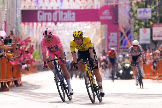 Pedersen Mads of Lidl-Trek pink jersey during the stage 4 of the Giro d™Italia from Alberobello (Pietramadre) to Lecce, Italy - Tuesday, May 13, 2025. - cycling.  Copyright: xFabioxFerrari LaPressex