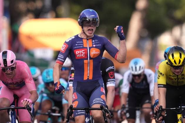 Van Uden Casper Cornelis of Team Picnic Postnl winner of the stage during the stage 4 of the Giro d™Italia from Alberobello (Pietramadre) to Lecce, Italy - Tuesday, May 13, 2025. - cycling.  Copyright: xMassimoxPaolone LaPressex