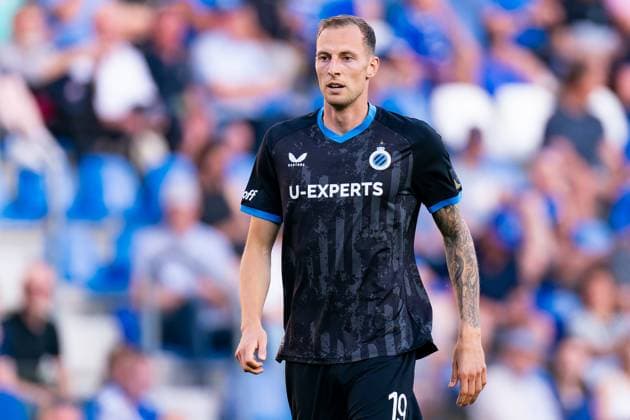 2025-05-11 KRC Genk v Club Brugge KV - Jupiler Pro League Championship Play Offs GENK, BELGIUM - MAY 11: Gustaf Nilsson of Club Brugge KV looks on during the Jupiler Pro League Championship Play Offs match between KRC Genk and Club Brugge KV at Cegeka Arena on May 11, 2025 in Genk, Belgium. Genk Cegeka Arena Belgium Content not available for redistribution in The Netherlands directly or indirectly through any third parties. Copyright: xJorisxVerwijstx