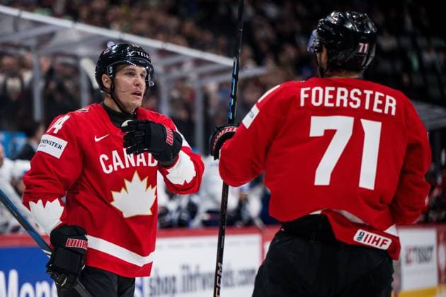 250513 Bo Horvat of Canada celebrates after scoring 1-0 during the 2025 IIHF Ice hockey, Eishockey World Championship, WM, Weltmeisterschaft group stage game between Canada and France on May 13, 2025 in Stockholm. Photo: Maxim Thore BILDBYRAN kod MT MT0814 ishockey ice hockey ishockey-vm 2025 vm 2025 iihf world championship kanada canada frankrike france bbeng jubel Copyright: MAXIMxTHORE BB250513MT005