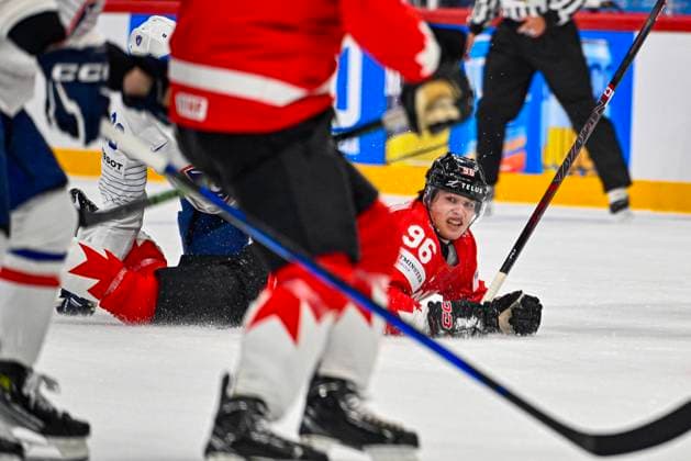 Sport Bilder des Tages STOCKHOLM, SWEDEN 20250513 Canada s Macklin Celebrini ( 96) during the IIHF Ice hockey, Eishockey World Championship, WM, Weltmeisterschaft group A match between Canada and France at Avicii Arena in Stockholm, Sweden, on May 13, 2025. STOCKHOLM SWEDEN x10040x