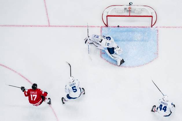 250513 Will Cuylle of Canada scores the 2-0 goal behind goaltender Julian Junca of France during the 2025 IIHF Ice hockey, Eishockey World Championship, WM, Weltmeisterschaft group stage game between Canada and France on May 13, 2025 in Stockholm. Photo: Maxim ThorÃ BILDBYRAN kod MT MT0814 ishockey ice hockey ishockey-vm 2025 vm 2025 iihf world championship kanada canada frankrike france bbeng Copyright: MAXIMxTHORE BB250513MT022