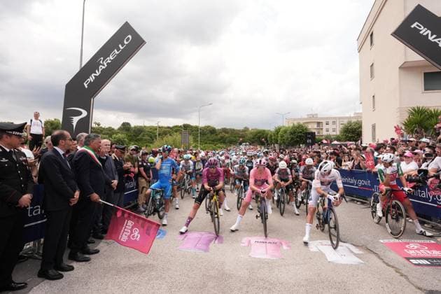 Pedersen Mads of Lidl-Trek pink jersey ,Pedersen Mads of Lidl-Trek ciclamino jersey , Fortunato Lorenzo of Xds Astana Team blu jersey ,Vacek Mathias of Lidl-Trek white jersey during the stage 5 of the Giro d™Italia from Ceglie Messapica to Matera, Italy - Wednesday, May 14, 2025. - cycling.  Copyright: xMassimoxPaolone xLaPressex
