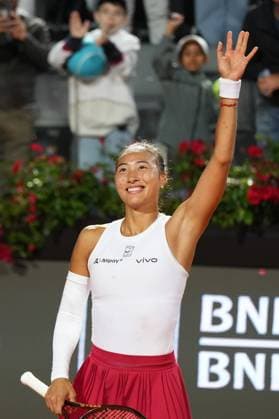 Foto IPP Cavaliere Emiliano. Roma 14 05 2025. Tennis Internazionali d Italia 2025. Nella foto: esulta Qinwen Zheng. Italy Photo Press - World Copyright italy ITALY  Copyright: xR4924_italyphotopressx