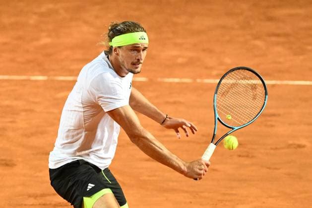 Alexander Zverev (DEU) in action against Lorenzo Musetti (ITA) during the Internazionali BNL d Italia Day Ten at Foro Italico on May 14, 2025 in Rome, Italy.  Copyright: xDomenicoxCippitelli IPAxSportx xipa-agency.netx xx IPA_57693927 IPA_Agency_IPA57693927