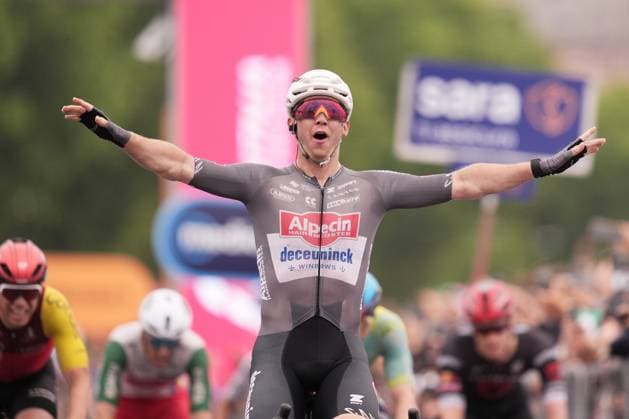 Groves Kaden Alexander of Alpecin-Deceuninck stage winner during the stage 6 of the Giro d™Italia from Potenza to Napoli, Italia - Thursday, May 15, 2025. - cycling.  Copyright: xMassimoxPaolone LaPressex