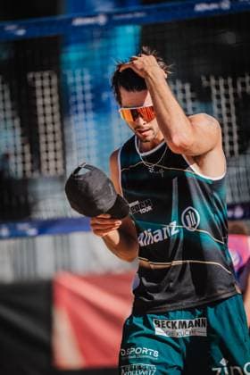 Beachvolleyball Männer Allianz German Beach Tour 2025 Tourstop Düsseldorf 15.05.2025 Niklas Held Düsseldorf Robert-Lehr-Ufer Nordrhein-Westfalen Deutschland