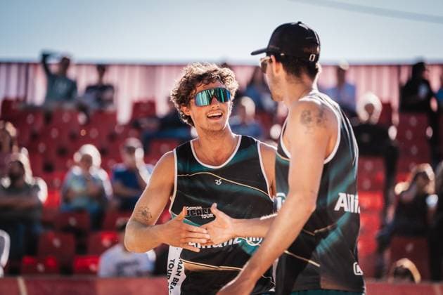 Beachvolleyball Männer Allianz German Beach Tour 2025 Tourstop Düsseldorf 15.05.2025 v.l. Hennes Nissen und Niklas Held Düsseldorf Robert-Lehr-Ufer Nordrhein-Westfalen Deutschland