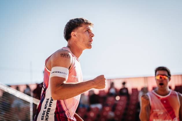Beachvolleyball Männer Allianz German Beach Tour 2025 Tourstop Düsseldorf 15.05.2025 Luis Kubo jubelt Düsseldorf Robert-Lehr-Ufer Nordrhein-Westfalen Deutschland