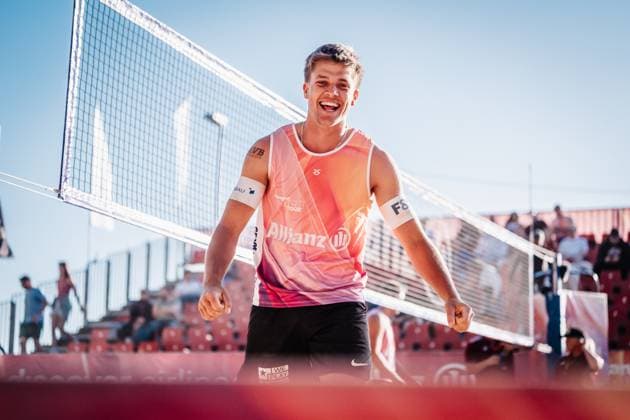 Beachvolleyball Männer Allianz German Beach Tour 2025 Tourstop Düsseldorf 15.05.2025 Luis Kubo jubelt Düsseldorf Robert-Lehr-Ufer Nordrhein-Westfalen Deutschland