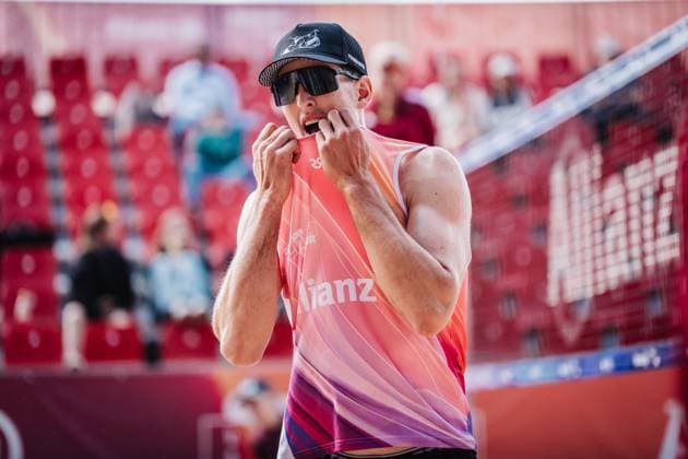 Beachvolleyball Männer Allianz German Beach Tour 2025 Tourstop Düsseldorf 15.05.2025 Tristan Fröbel ärgert sich Düsseldorf Robert-Lehr-Ufer Nordrhein-Westfalen Deutschland