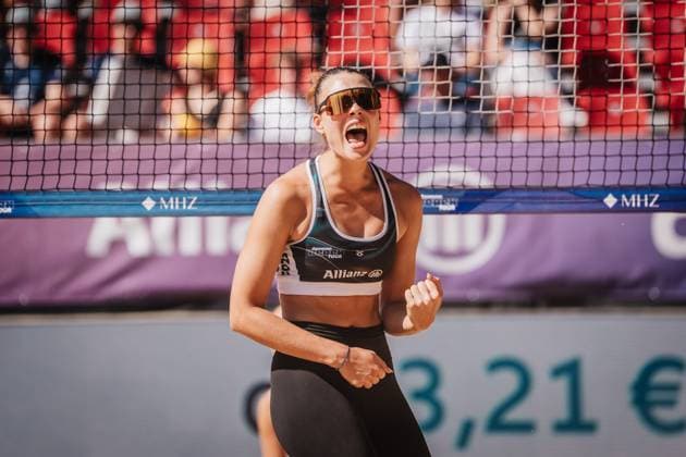 Beachvolleyball Frauen Allianz German Beach Tour 2025 Tourstop Düsseldorf 15.05.2025 Elea Beutel jubelt Düsseldorf Robert-Lehr-Ufer Nordrhein-Westfalen Deutschland