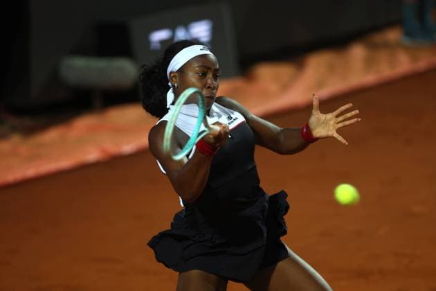 Rome, Italy, italy: Rome, Italy 05 15 2025: Semifinals, women s singles, match Gauff Coco USA rank 3 against Qinwen Zheng CHN rank 8 during the Internazionali BNL d Italia 2025 WTA, Tennis Damen Masters 1000 women s circuit in Rome at the Foro Italico. Rome italy  - ZUMAp169 20250515_zea_p169_1517 Copyright: xmarcoxiacobuccix Tennis: WTA Masters 1000 Women At Foro Italico In Rome - Semifinals, Women S Singles, Gauff Coco (USA) Rank 3 Vs Qinwen Zheng (CHN)  - ZUMA0818 0818665254st Copyright: xIMAGO marcoxiacobuccix