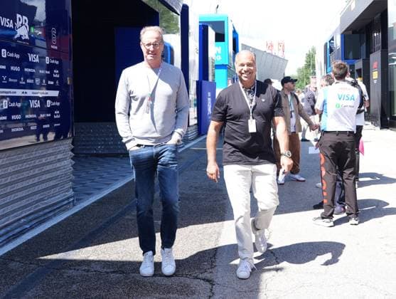 Formel 1 Grand Prix Emilia Romagna 2025 16.05.2025, Autodromo Enzo e Dino Ferrari, Imola, Formel 1 Grand Prix Emilia Romagna 2025 ,im Bild Moderator Florian König (RTL), Moderator Kai Ebel (RTL)