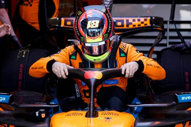 F1 - EMILIA ROMAGNA GRAND PRIX 2025 PIASTRI Oscar (aus), McLaren F1 Team MCL39, portrait during the Formula 1 AWS Gran Premio del Made in Italy e Dell™Emilia-Romagna 2025, Emilia Romagna Grand Prix 2025, 7th round of the 2025 FIA Formula One World Championship, WM, Weltmeisterschaft from May 16 to 18, 2025 on the Autodromo Internazionale Enzo e Dino Ferrari, in Imola, Italy - ImolaItaly  Copyright: xJavierxJimenezx