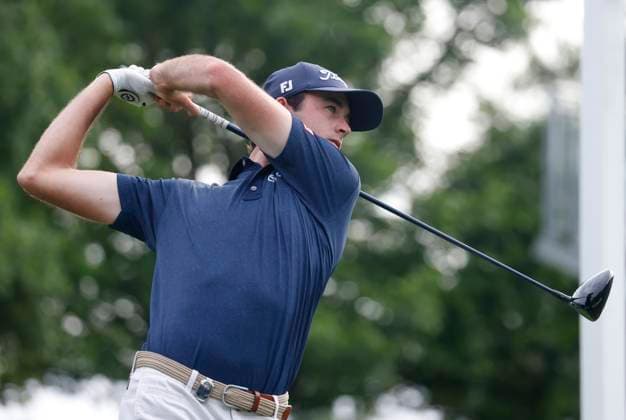 Alex Smalley tees off on the 1st hole during the second round of the 2025 PGA, Golf Herren Championship at the Quail Hollow Golf Club in Charlotte, North Carolina on Friday, May 16, 2025.  CHA20250516609 TANNENxMAURY
