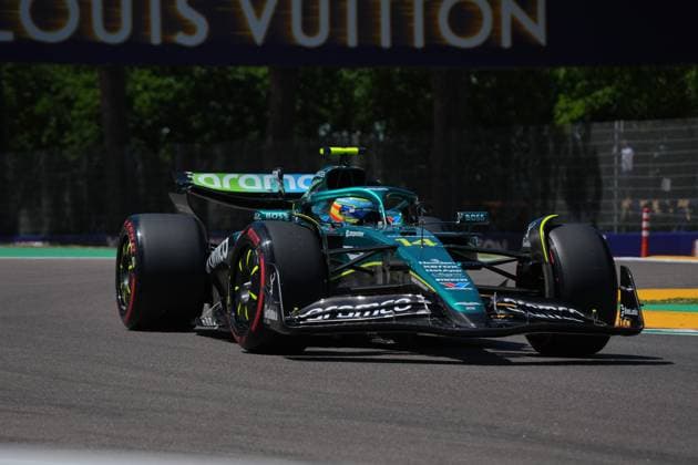 16.05.2025, Autodromo Enzo e Dino Ferrari, Imola, Formel 1 Grand Prix Emilia Romagna 2025 ,im Bild Fernando Alonso (ESP), Aston Martin Aramco Cognizant Formula One Team (Photo by Hasan Bratic DeFodi Images)