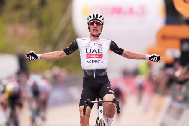 Ayuso Pesquera Juan of Uae Team Emirates Xrg stage winner during the stage 7 of the Giro d™Italia from Castel di Sangro to Tagliacozzo, Italy - Friday, May 16, 2025. - cycling.  Copyright: xMassimoxPaolone LaPressex
