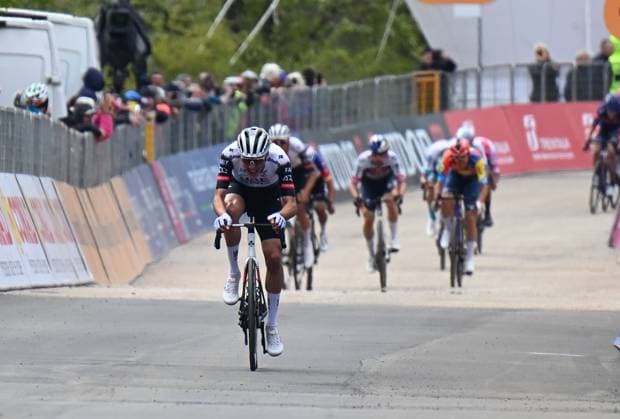 16-05-2025 Giro D italia; Tappa 07 Castel Di Sangro - Tagliacozzo; 2025, Uae Team Emirates - Xrg; Ayuso Pesquera, Juan; Tagliacozzo; 