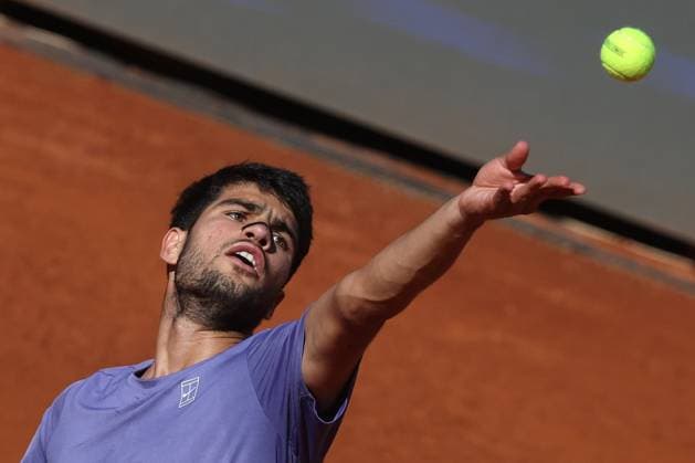 Rome, Italy May 16, 2025: Men s Semifinal, Men s Singles, Carlos Alcaraz (ESP) vs. Lorenzo Musetti (ITA) match during the Internazionali BNL d Italia 2025 ATP, Tennis Herren Masters Men s 1000 circuit of Rome at the Foro Italico.  Copyright: xmarcoxiacobuccix xipa-agency.netx xmarcoxiacobuccix 0818901258st