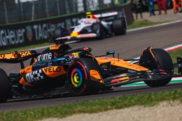 2025 Formula One Emilia Romagna Grand Prix Autodromo Enzo e Dino Ferrari, Imola, Italy.16.May.2025; Oscar Piastri of Australia and McLaren F1 Team during Free Practice 1 Formula One Emilia Romagna Grand Prix Imola Autodromo Enzo e Dino Ferrari Italy Copyright: xJayxHiranox