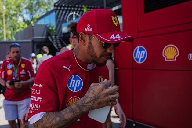 2025 Formula One Emilia Romagna Grand Prix Autodromo Enzo e Dino Ferrari, Imola, Italy.16.May.2025; Lewis Hamilton of Great Britain and Scuderia Ferrari during Formula One Emilia Romagna Grand Prix Imola Autodromo Enzo e Dino Ferrari Italy Copyright: xJayxHiranox