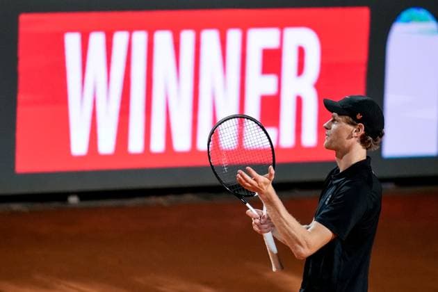 Internazionali BNL D Italia 2025 - Day Twelve Jannik Sinner of Italy celebrates the victory against Tommy Paul of USA during the Internazionali BNL d™Italia day twelve at Foro Italico on May 16, 2025 in Rome, Italy. Rome Foro Italico Lazio Italy Copyright: xGiuseppexMaffiax IBI_Day12_160525_DSC2607