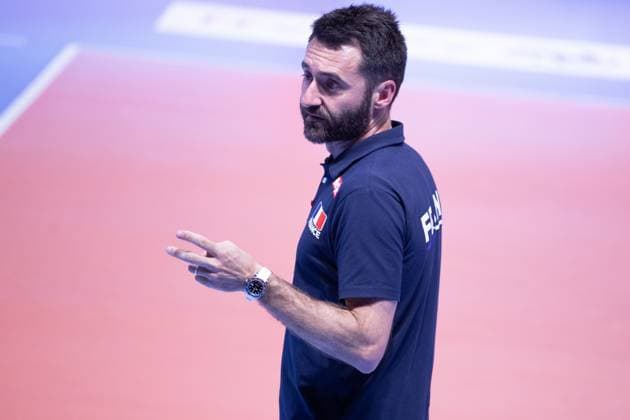 VOLLEYBALL : France VS Slovenie - Nations League - 16 05 2025 TOULOUSE, FRANCE - MAY 16 - VOLLEYBALL : Gonzalez HERNANDEZ, coach of the France national team, Nationalteam during the first preparatory match of the Women s Volleyball Nations League : France VS Slovenia at the Palais des Sports on May 16, 2025 in Toulouse, France  Copyright: xSylvainxDIONISIOx