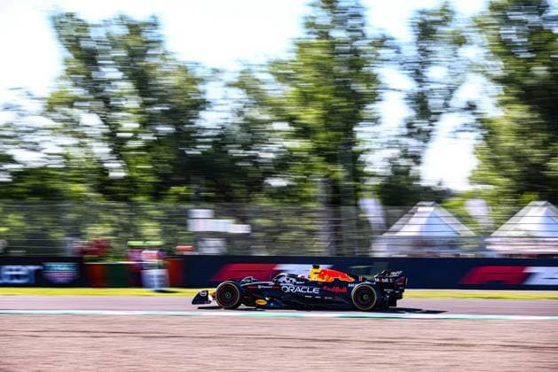 Max Verstappen (NED) - Oracle Red Bull Racing - Red Bull RB21 - Honda RBPT during Formula 1 AWS Gran Premio del Made in Italy e dell Emilia Romagna 2025 - Autodromo Enzo e Dino Ferrari, Imola (BO) Italy from 15th to 18th May 2025,  Copyright: xAlessioxDexMarco IPAxSportx xipa-agency.netx xx IPA_57794687 IPA_Agency_IPA57794687
