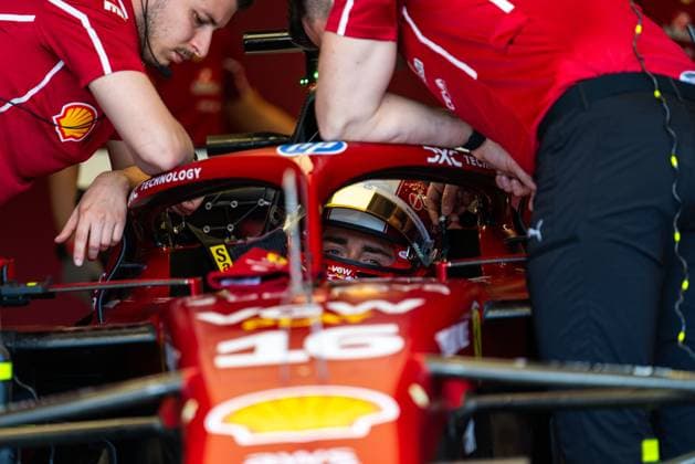 F1 2024: Emilia Romagna and Grand Prix in Imola, Italy - 16 May 2025 Scuderia Ferrari HP F1 Team s monegasque driver Charles Leclerc in the car before first free practice session of the Formula 1 Made in Italy and Emilia Romagna Grand Prix at the Autodromo Enzo e Dino Ferrari of Imola. Imola Italy Copyright: xLucaxMartinix xSOPAxImagesx LMB08952