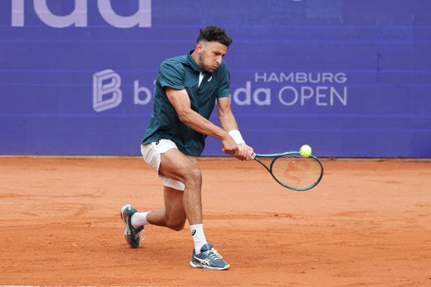 GER, Hamburg, xFSx, ATP500 Herren-Tennistunier Bitpanda Hamburg Open 2025, 17.05.2025 Marko Topo (GER) - Emilio Nava (USA) Emilio Nava (USA) spielt eine Rueckhand Copyright: HMBxMedia FernandoxSoares