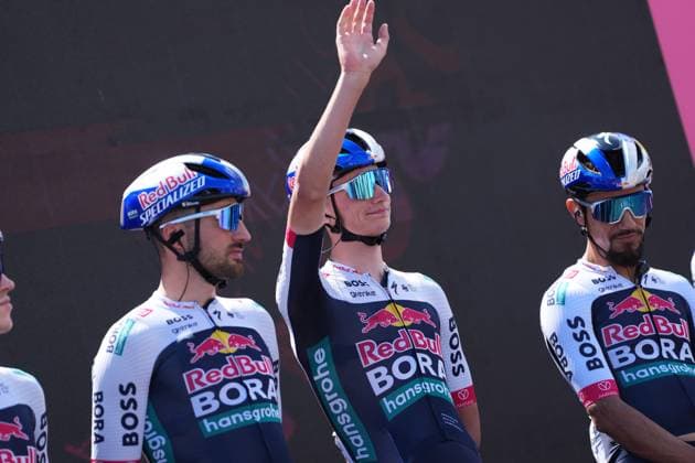 Red Bull - Bora - Hansgrohe team during the stage 8 of the Giro d™Italia from Giulianova to Castelraimondo, Italy - Saturday, May 17, 2025. - cycling.  Copyright: xGianmattiaxD Alberto LaPressex