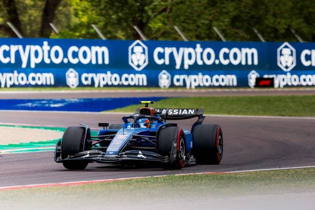 Formula 1 AWS Gran Premio del Made in Italy e dell Emilia-Romagna Alexis Perrin OVERTAKE MAXPPP - Imola 17 05 2025 55 SAINZ Carlos (esp), Williams Racing, action during the Formula 1 AWS Gran Premio del Made in Italy e dell Emilia-Romagna Grand Prix 2025, the 7th round of the 2025 FIA Formula 1 World Championship, WM, Weltmeisterschaft on the Autodromo Internazionale Enzo e Dino Ferrari from May 15 to 18, 2025, in Imola, Italy Imola Italy  Copyright: xOVERTAKE MAXPPPxAlexisxPerrinx OVT202505172610 OVT202505172610