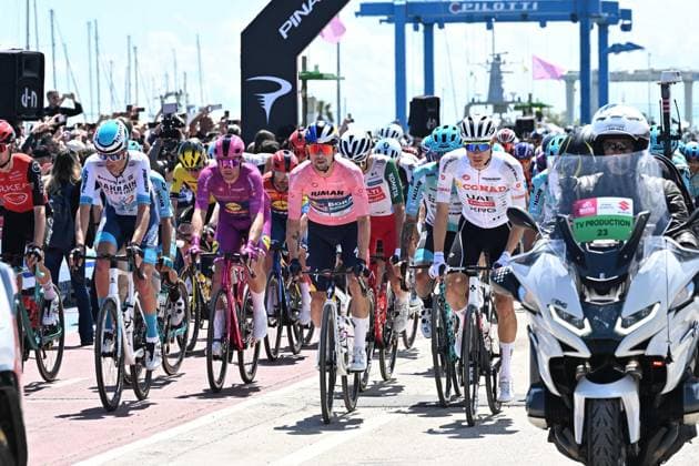 May 17, 2025, Giulianova, ITALY: Italian rider Lorenzo Fortunato of XDS Astana Team wearing the best climber s blue jersey, danish rider Mads Pedersen of Team Lidl - Trek wearing the points classification leader s cyclamen jersey, slovenian rider Primoz Roglic of Red Bull - Bora - Hansgrohe team Team wearing the overall leader s pink jersey, Spanish rider Juan Ayuso Pesquera of Uae Team Emirates Xrg wearing the best young rider s white jersey, at the start 8th stage of the 108 Giro d Italia 2025, cycling race over 197 km from Giulianova to Castelraimondo, Italy, 17 May 2025. ANSA LUCA ZENNARO Giro D Italia Cycling Tour: Stage 8 - ZUMAa110 20250517_zaf_a110_044 Copyright: xLucaxZennarox