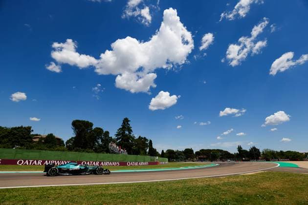 F1 - EMILIA ROMAGNA GRAND PRIX 2025 14 ALONSO Fernando (spa), Aston Martin F1 Team AMR24, action during the Formula 1 AWS Gran Premio del Made in Italy e Dell™Emilia-Romagna 2025, Emilia Romagna Grand Prix 2025, 7th round of the 2025 FIA Formula One World Championship, WM, Weltmeisterschaft from May 16 to 18, 2025 on the Autodromo Internazionale Enzo e Dino Ferrari, in Imola, Italy - ImolaItaly  Copyright: xJavierxJimenezx