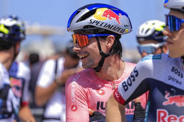 CICLISMO - Giro d Italia - Stage 8 - Giulianova-Castelraimondo Primoz ROGLI?, Red Bull - BORA - hansgrohe during the team presentation during Giro d Italia 2025, Tour of Italy, Stage 8, Giulianova - Castelraimondo (197 Km) on 17 May 2025 in Castelraimondo, Italy during Stage 8 - Giulianova-Castelraimondo, Giro d Italia race in Castelraimondo, Italy, May 17 2025 Castelraimondo Italy  Copyright: xIPAxSport ABACAx