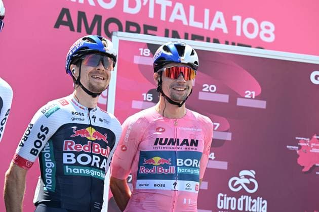 17-05-2025 Giro D italia; Tappa 08 Giulianova - Castelraimondo; 2025, Red Bull - Bora Hansgrohe; Roglic, Primoz; Tratnik, Jan; Giulianova; 