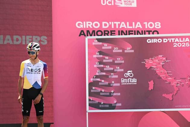 17-05-2025 Giro D italia; Tappa 08 Giulianova - Castelraimondo; 2025, Ineos Grenadiers; Bernal Gomez, Arley; Giulianova; 