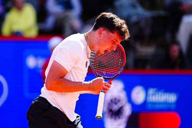 Max Hans Rehberg (GER) jubelt GER, Daniel Dutra da Silva (BRA) vs. Max Hans Rehberg (GER), Tennis, ATP, Tennis Herren 500, Bitpanda Hamburg Open, Qualifikation, Runde 1, 17.05.2025 GER, Daniel Dutra da Silva (BRA) vs. Max Hans Rehberg (GER), Tennis, ATP 500, Bitpanda Hamburg Open, Qualifikation, Runde 1, 17.05.2025 Hamburg Copyright: xEibner-Pressefoto MarcelxvonxFehrnx EP_MFN