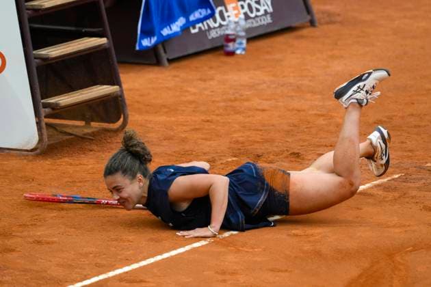 May 17, 2025, Roma, Italia: Jasmine Paolini of Italy in action during her women s final match against Coco Gauff of USA (not pictured) at the Italian Open tennis tournament at Foro Italico sports complex, in Rome, 17 May 2025. The Italian Open tennis tournament is held between 07 and 18 May 2025. ANSA FABRIZIO CORRADETTI. Tennis: Paolini Batte Gauff E Vince Gli Internazionali D Italia  - ZUMAa110 20250517_zaf_a110_122 Copyright: xFabrizioxCorradettix