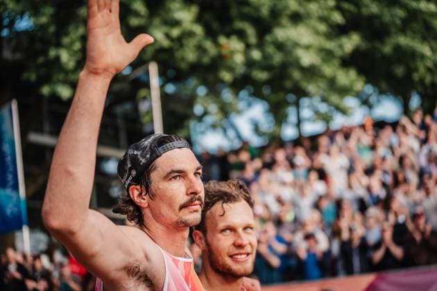 Beachvolleyball Männer Allianz German Beach Tour 2025 Tourstop Düsseldorf 17.05.2025 v.l. Jannik Kühlborn und Eric Stadie-Seeber Düsseldorf Robert-Lehr-Ufer Nordrhein-Westfalen Deutschland