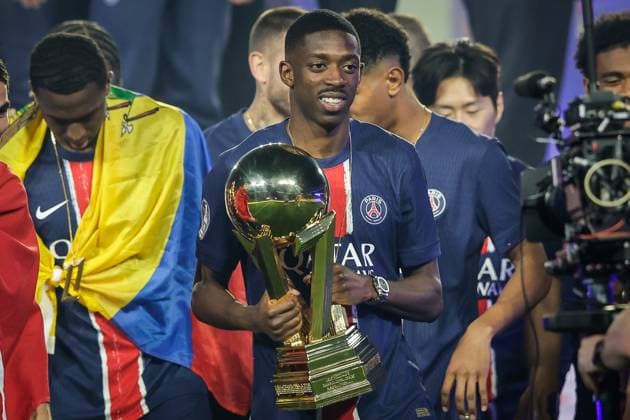 May 17, 2025, Paris, France, France: Ousmane DEMBELE of PSG celebrates the first place in the 2024-25 French Ligue 1 championship with the trophy during the Ligue 1 match between Paris Saint-Germain (PSG) and AJ Auxerre at Parc des Princes Stadium on May 17, 2025 in Paris, France. Paris France - ZUMAm308 20250517_zsp_m308_018 Copyright: xMatthieuxMirvillex