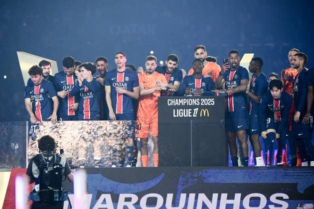 Paris Saint-Germain v AJ Auxerre - Ligue 1 McDonald s 2024 2025 Equipe de football du PSG during the Ligue 1 McDonald s match between Paris and Auxerre on May 17, 2025 at Parc des Princes in Paris, France. Paris France  Copyright: xFEPx 776322132
