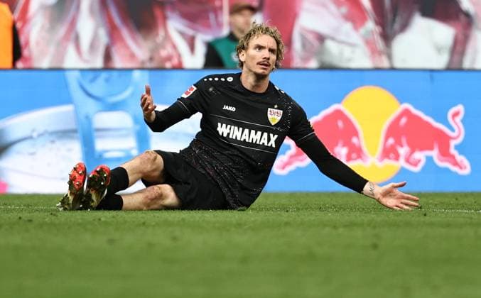 GER, 1.Bundesliga, RB Leipzig - VfB Stuttgart 17.05.2025, Leipzig, Red Bull Arena, GER, Saison 2024 2025, 1.Bundesliga, 34.Spieltag, RasenBallsport Leipzig vs VfB Stuttgart im Bild Nick Woltemade (Stuttgart) am Boden DFL regulations prohibit any use of photographs as image sequences and or quasi-video