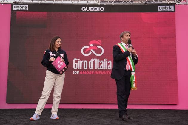 Vittorio Fiorucci Major of Gubbio at the stage 9 of the Giro d™Italia from Gubbio to Siena, Italy - Sunday, May 18, 2025. - cycling.  Copyright: xMassimoxPaolone Lapressex