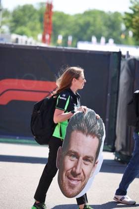 Nico Huelkenberg (Stake F1 Team Kick Sauber, 27), Race Day ,ITA, Formel 1 Weltmeisterschaft, Grand Prix Emilia-Romagna Imola, Autodromo Enzo e Dino Ferrari, 18.05.2025 Race Day, ITA, Formel 1 Weltmeisterschaft, Grand Prix Emilia-Romagna Imola, Autodromo Enzo e Dino Ferrari, 18.05.2025 Imola Copyright: xEibner-Pressefoto AnnikaxGrafx EP_AGF